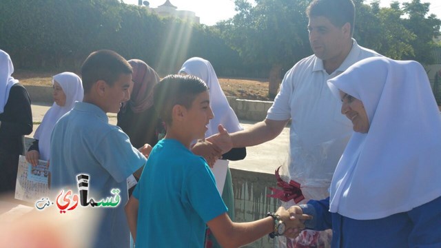 فيديو: مدرسة جنة ابن رشد تنظم حفل تكريم للطلاب الموهوبين والمتفوقين 